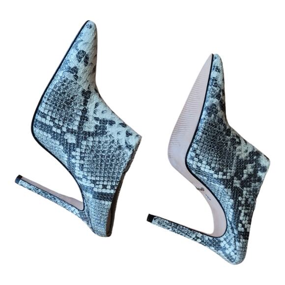 Saint GSaint G‎ Grey Python Textured Leather Pumps for Women - Picture 4 of 8
